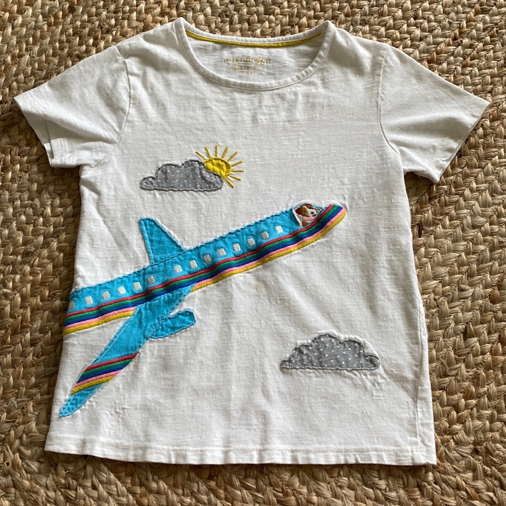 Mini Boden size 7-8 Year appliqué shirt